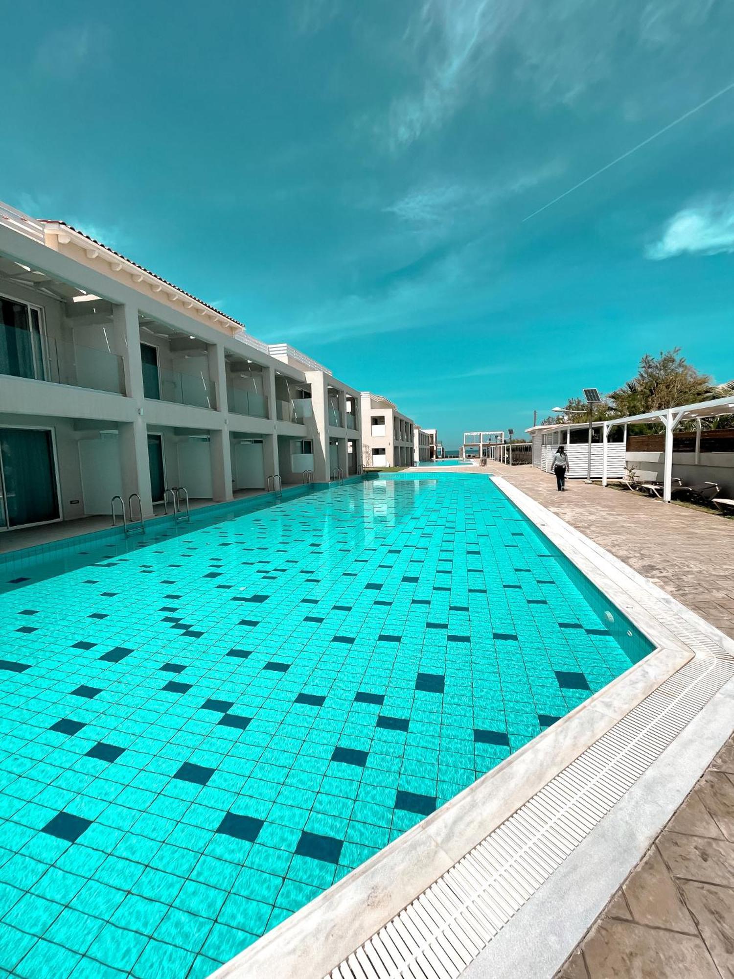 St Constantin Sea Hotel & Spa Resort Гуве Экстерьер фото