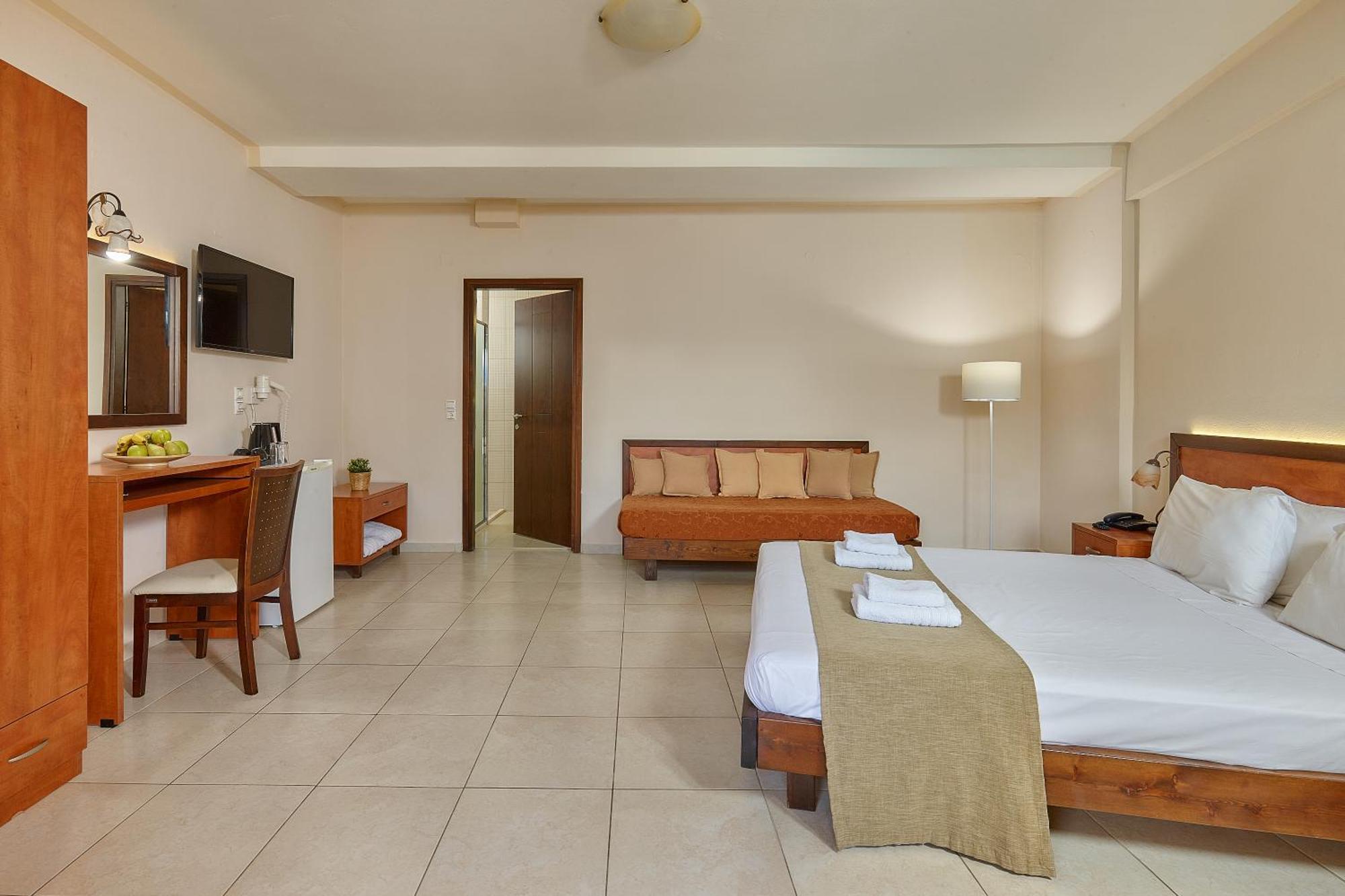 St Constantin Sea Hotel & Spa Resort Гуве Экстерьер фото
